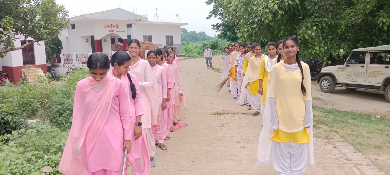 SW. CHANDRIKA KISA POST GRADUATE COLLEGE,SAINOOPUR,AAMGAHT,BAWARKOL,GHAZIPUR ,   (U.P.)	
